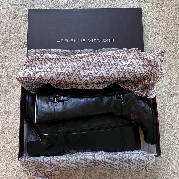 Adrienne Vittadini | HERO Boot sz 9 BNIB - Picture 1 of 8